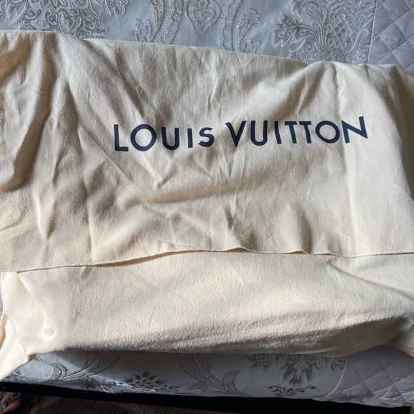Louis Vuitton Graceful MM - Picture 9 of 10